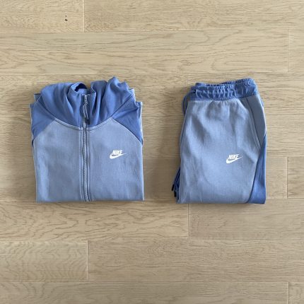 Nike Tech