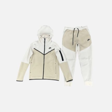Nike Tech Fleece