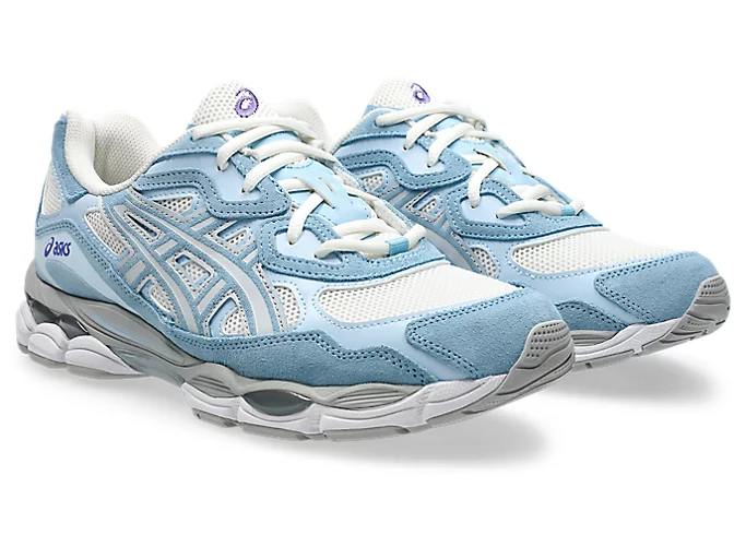 ASICS GEL-NYC Cream Sneakers – Unisex Sportstyle Heritage Shoes with Arctic Sky Accents - Imagen 3