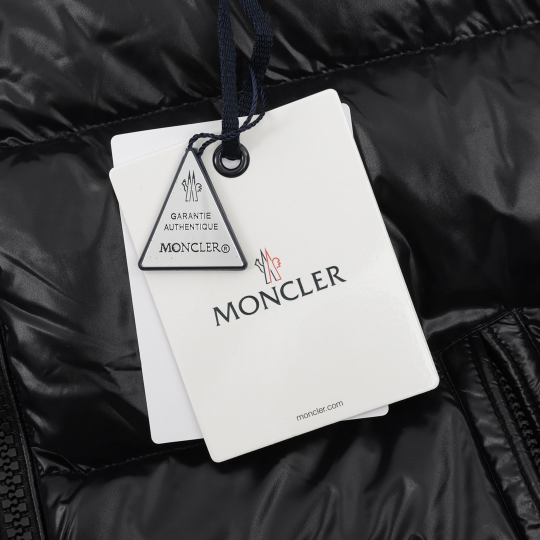 Jacket Moncler - Imagen 4