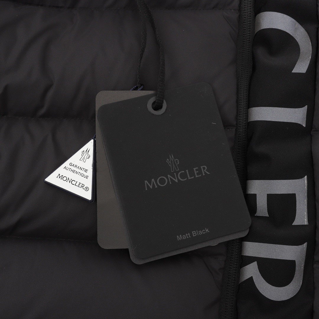 Jacket Moncler - Imagen 3