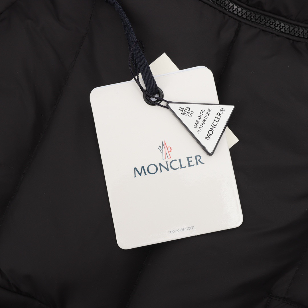 Jacket Moncler - Imagen 4
