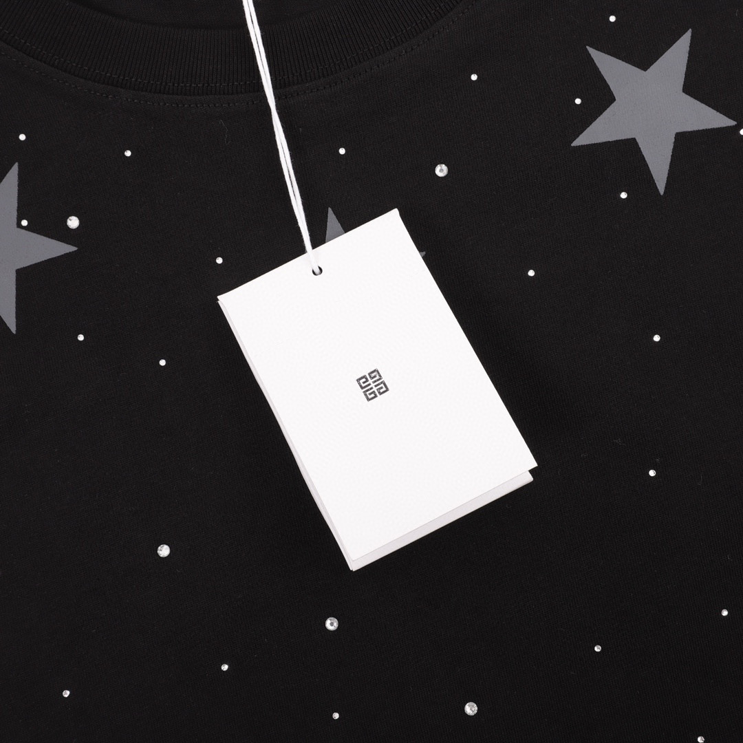 T-shirt Givenchy - Imagen 3