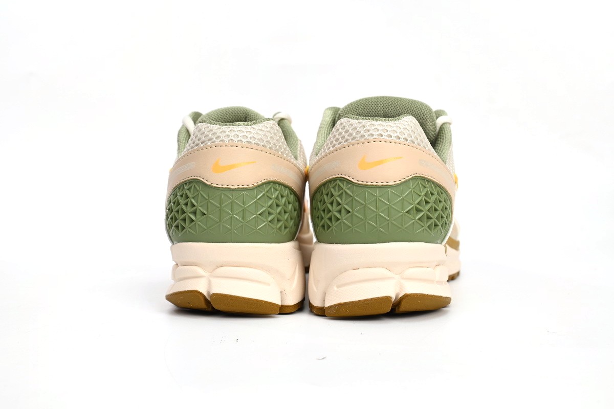 NikeAir Zoom Vomero 5 Beige Green - Imagen 3