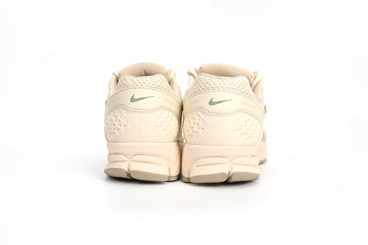 NikeAir Zoom Vomero 5 Beige Brown - Imagen 4