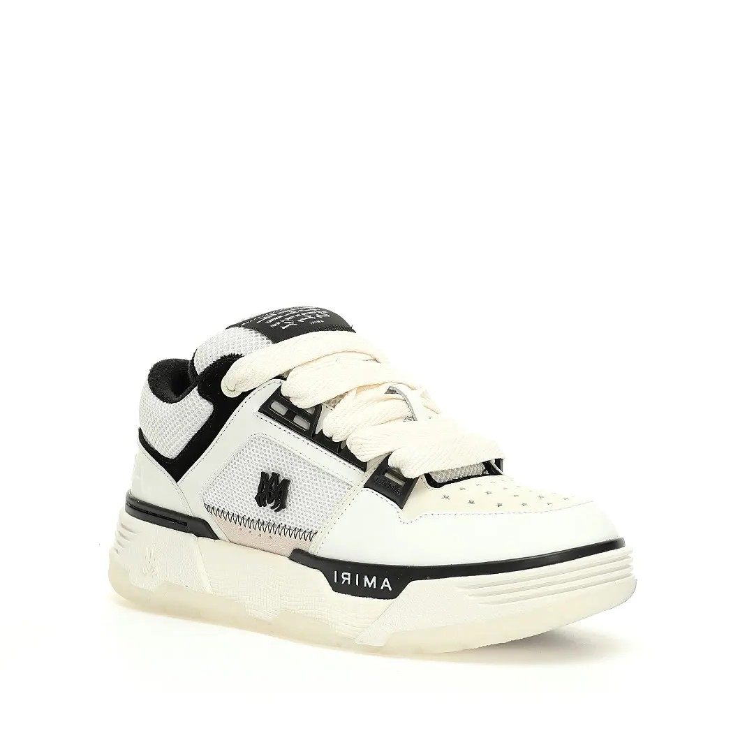 Amiri MA-1 Low-Top Sneakers – White & Black Luxury Skate-Inspired Shoes - Imagen 2