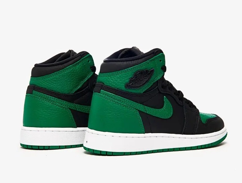 NIKE JORDAN 1 RETRO GREEN - Imagen 4