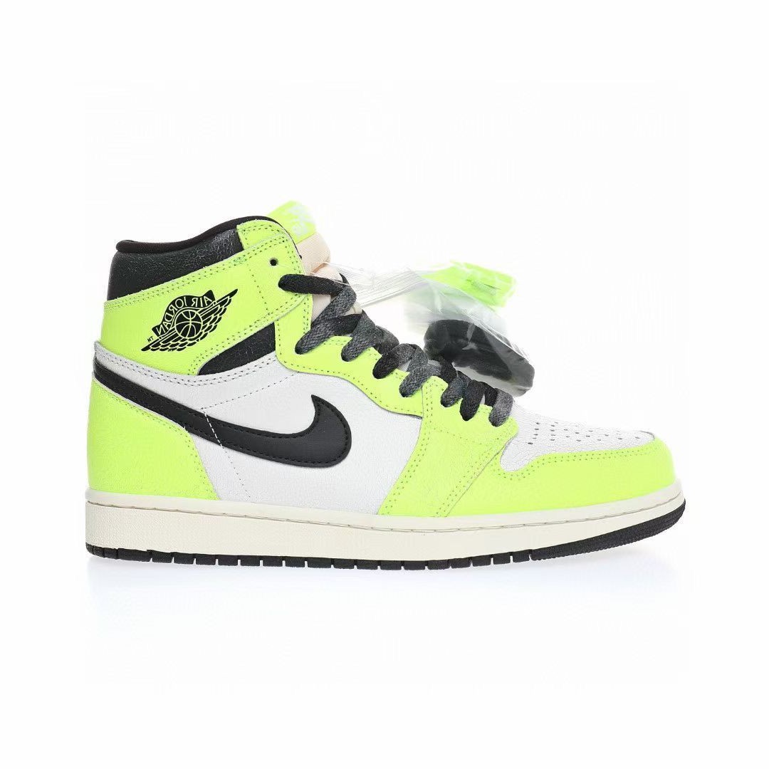 Nike Air Jordan 1 Retro High OG”Volt“