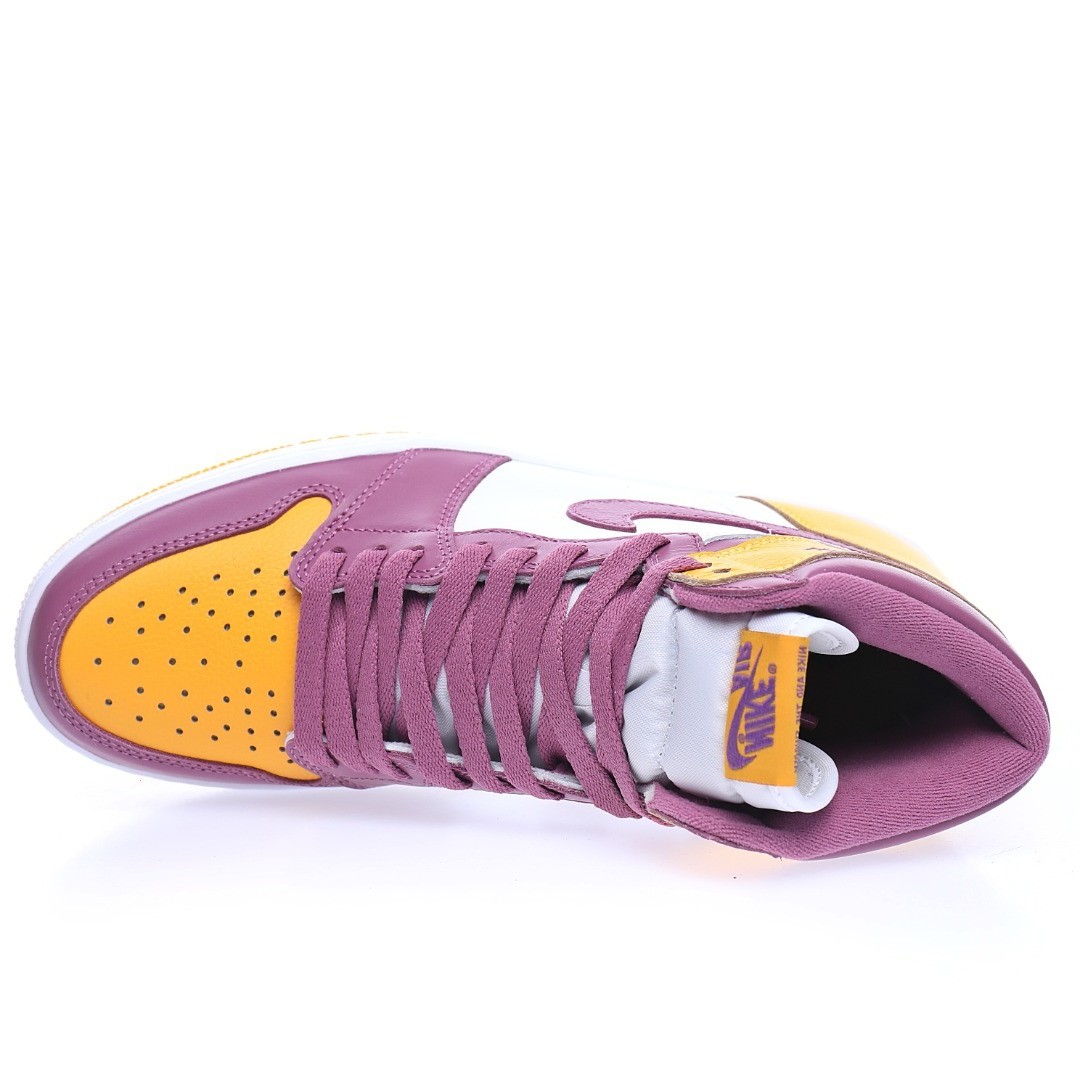 Nike Air Jordan 1 Retro High OG”Omega Psi Phi” - Imagen 4