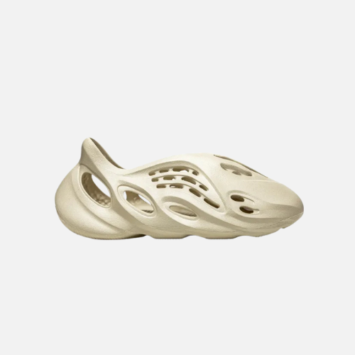 Yeezy Foam RNNR Sand