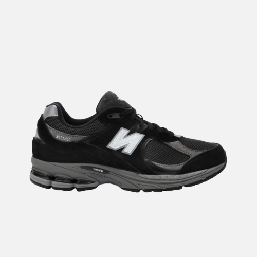 NB 2002 R-Black
