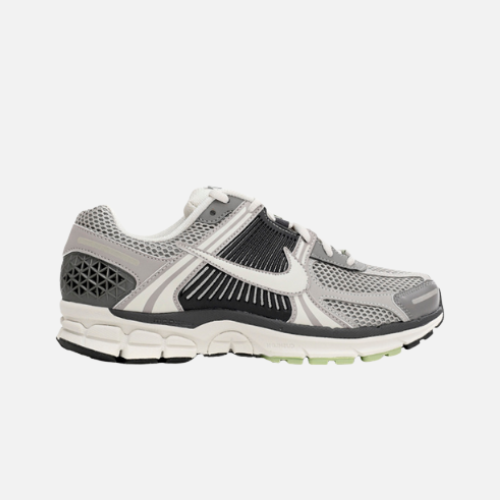 NikeAir Zoom Vomero 5 Ash