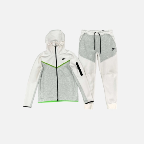 Nike Tech Fleece