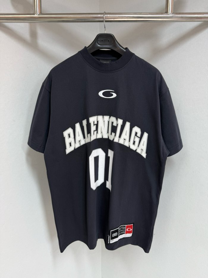 Balenciaga T-Shirt Black White
