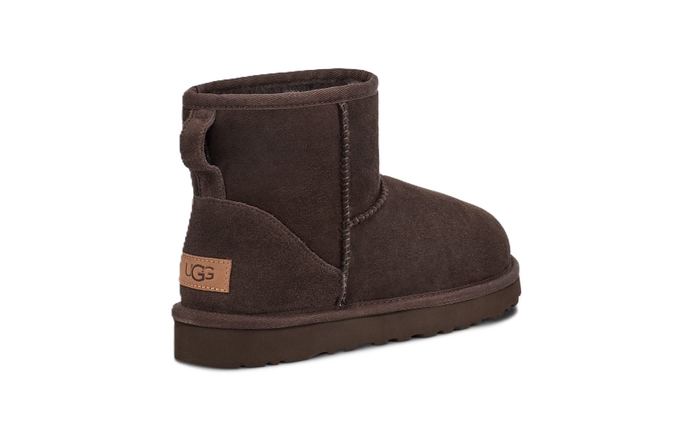 UGG Mini Classic II Chocolate - Imagen 3