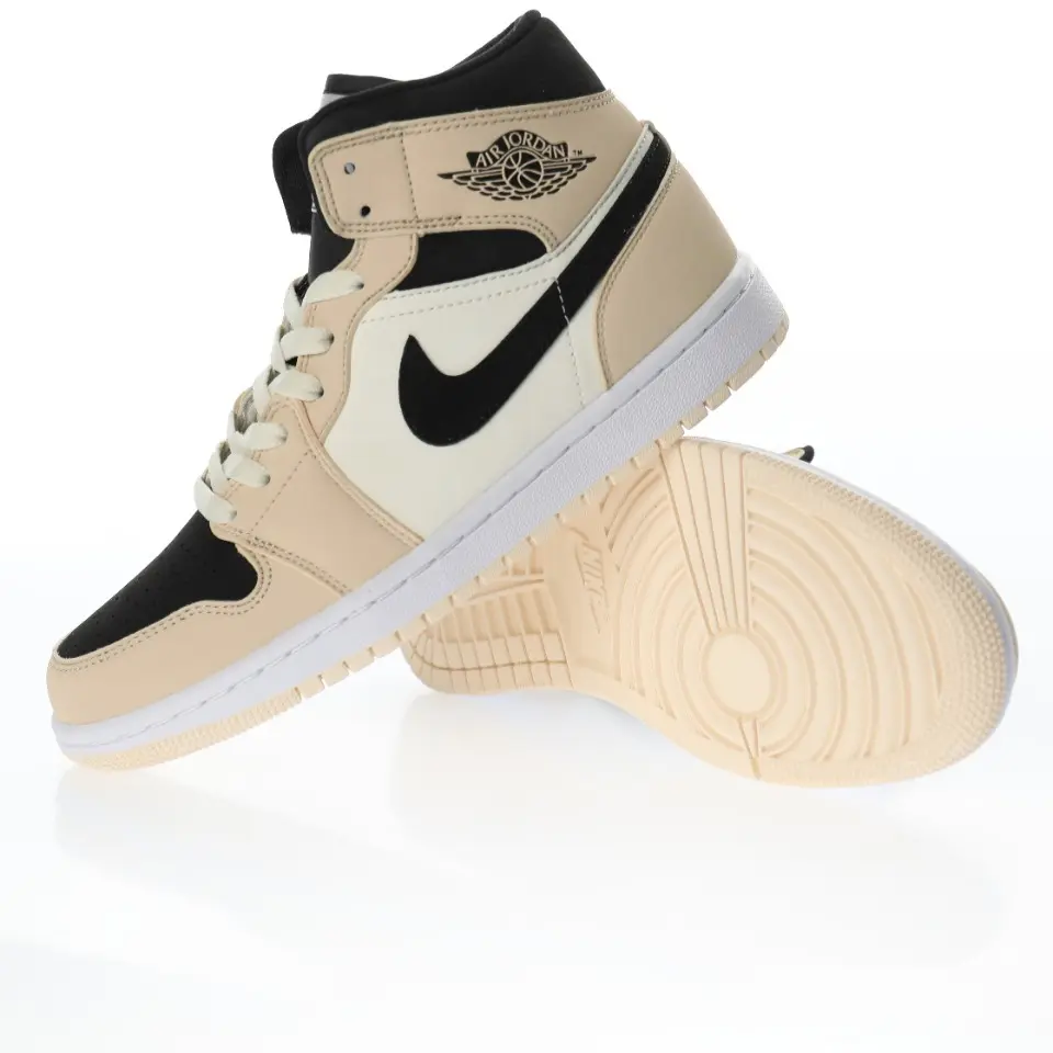 NIKE Wmns Air Jordan 1 Retro Mid”Barely Orange” - Imagen 2