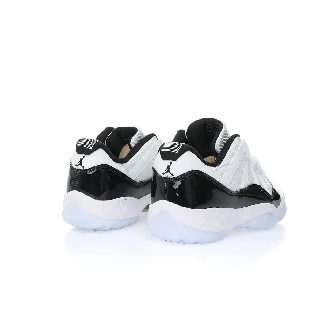 Nike Air Jordan 11 Retro Low”Concord” - Imagen 4