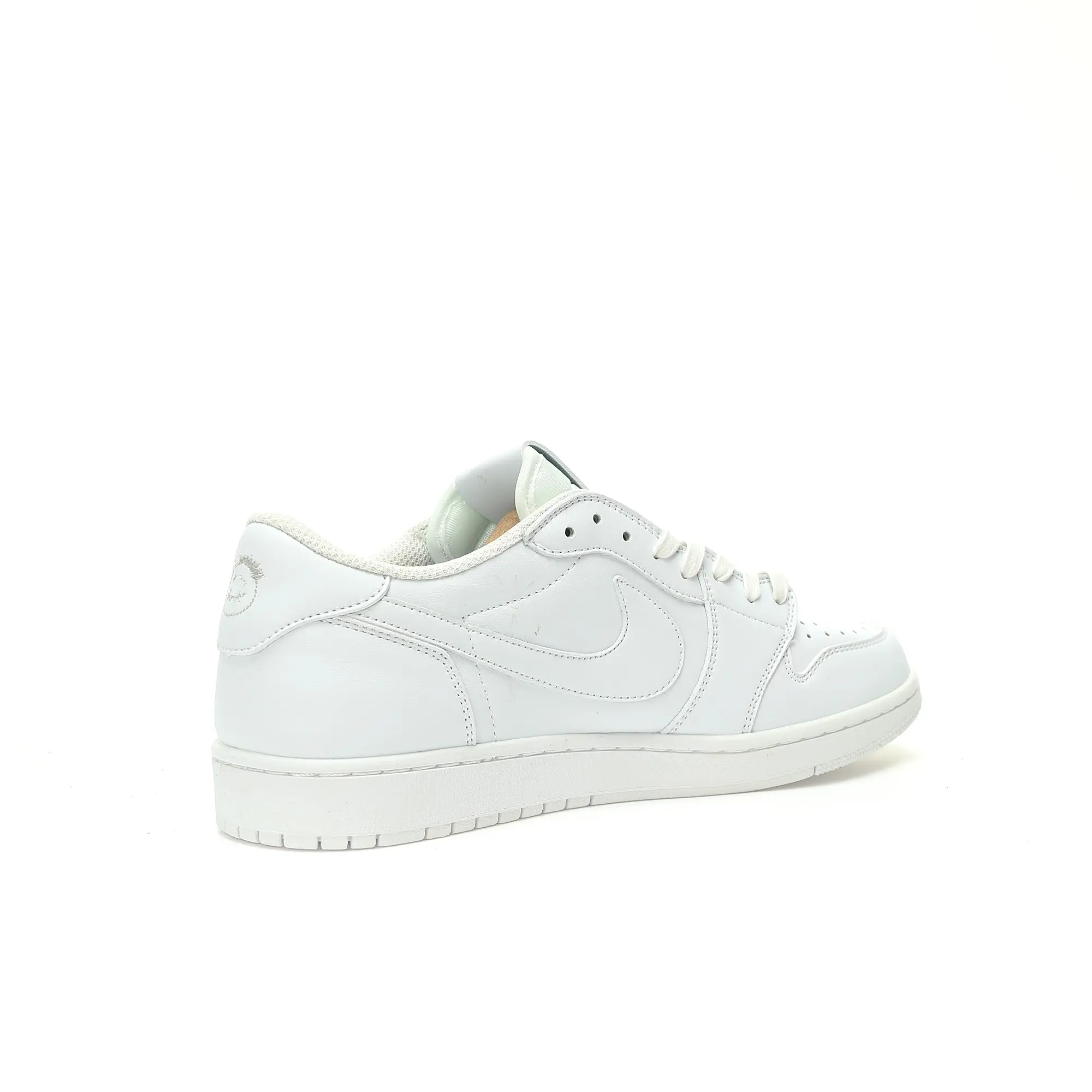 Travis Scott X Nike Air Jordan 1 Low OG SP”All White” - Imagen 3